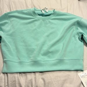 Lululemon perfectly oversized crop crew